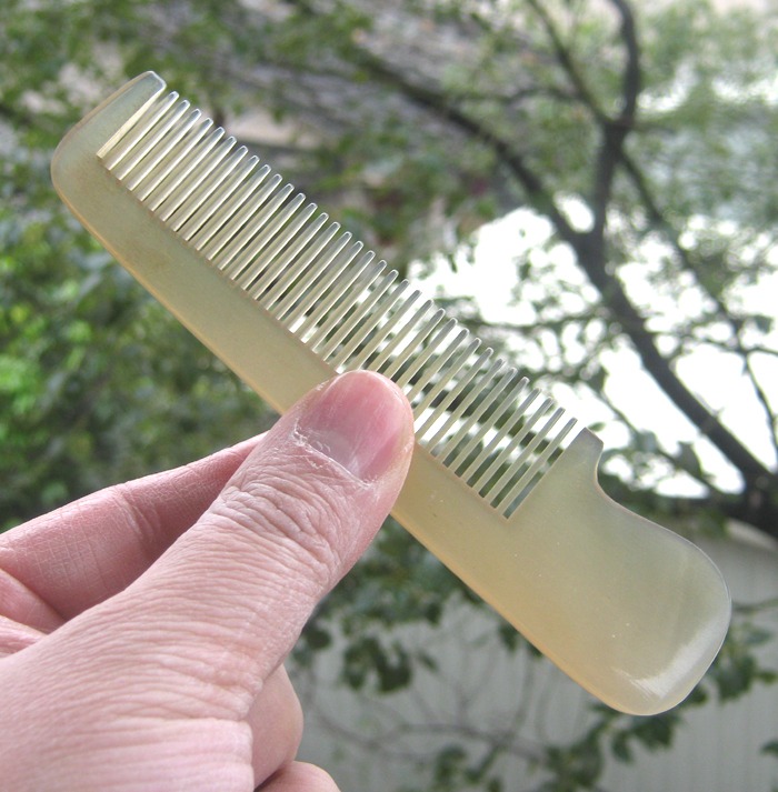 Hair Care Gift - 櫛女性のためのナチュラルコーム羊ホーンマッサージヘアケアブラシポータブルストレート帯電防止ヘアブラシギフト男ホット販売セール
