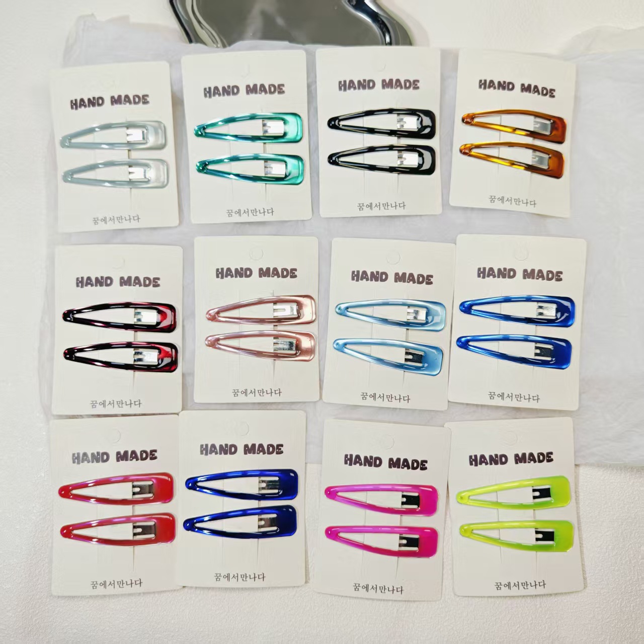 韓国の新しいカラードリップオイル水滴BBクリップ前髪用、新し - Hair Care Korea のレビューと価格